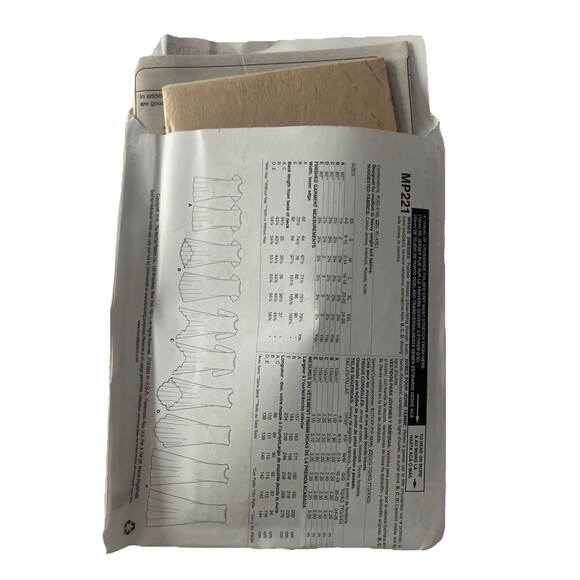 McCall's Pattern MP221 Pullover Knit Dress Misses X-Small-Medium 4 Styles Uncut - Picture 2 of 2